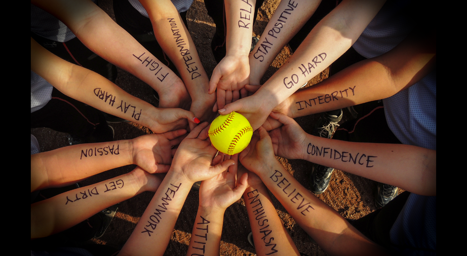 PLAY HARD!